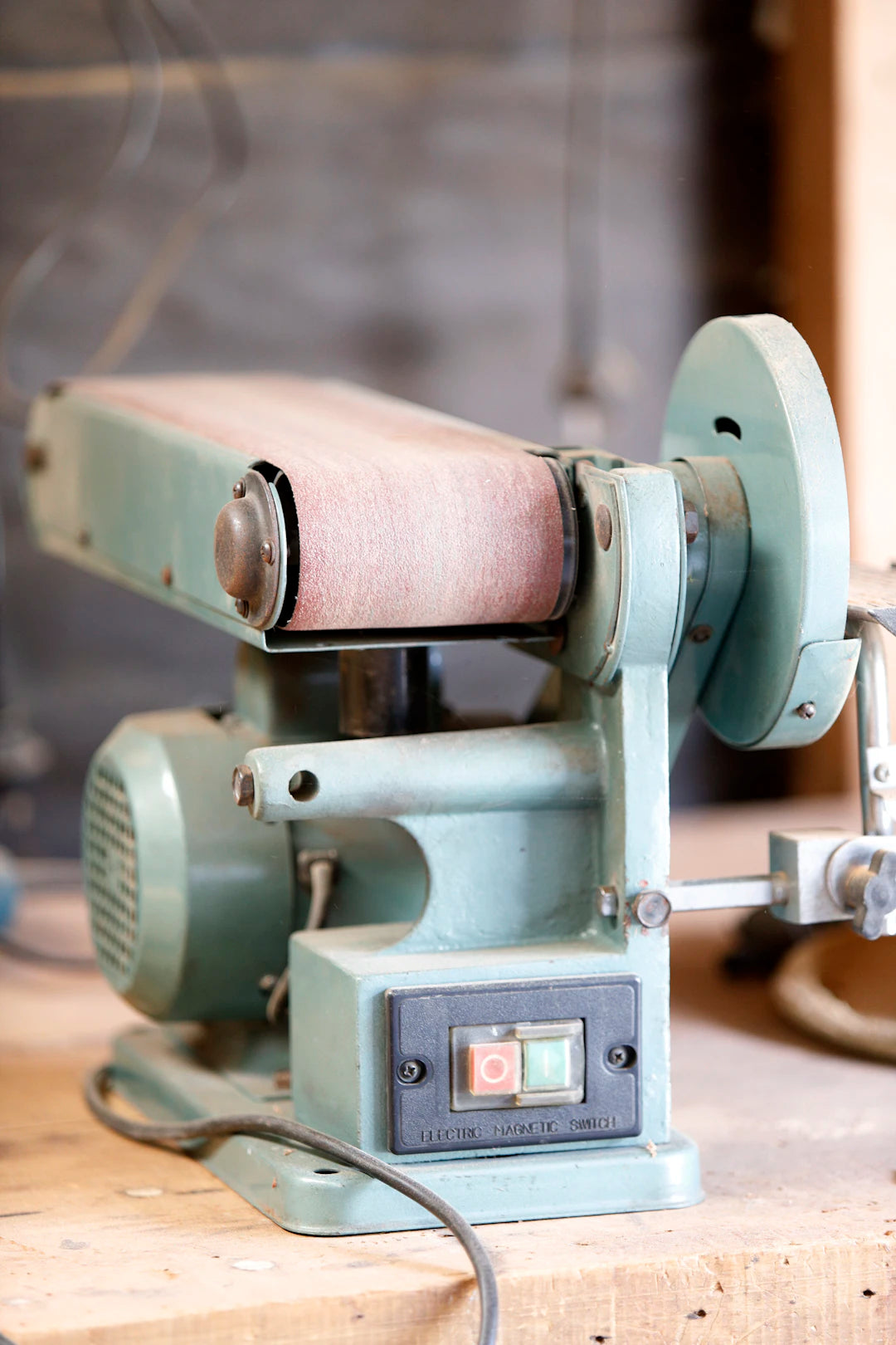 Mastering Sanding Belts Tips for Changing Like a Pro