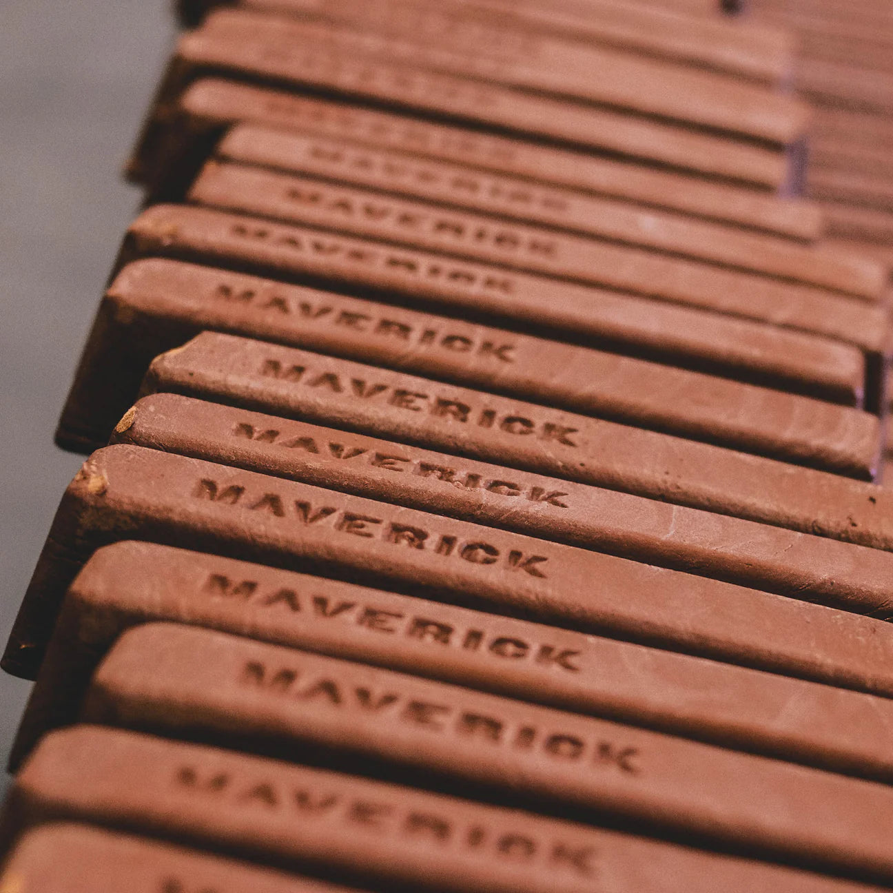 Maverick Abrasives polishing and finishing products for metal and woodworking applications